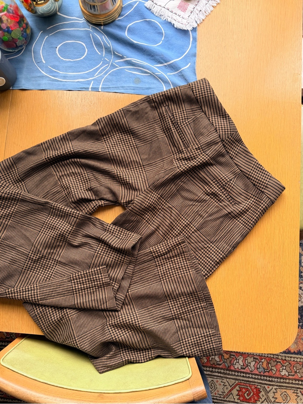 Alice + Olivia Brown Glen Plaid Pants - Picture 3 of 9
